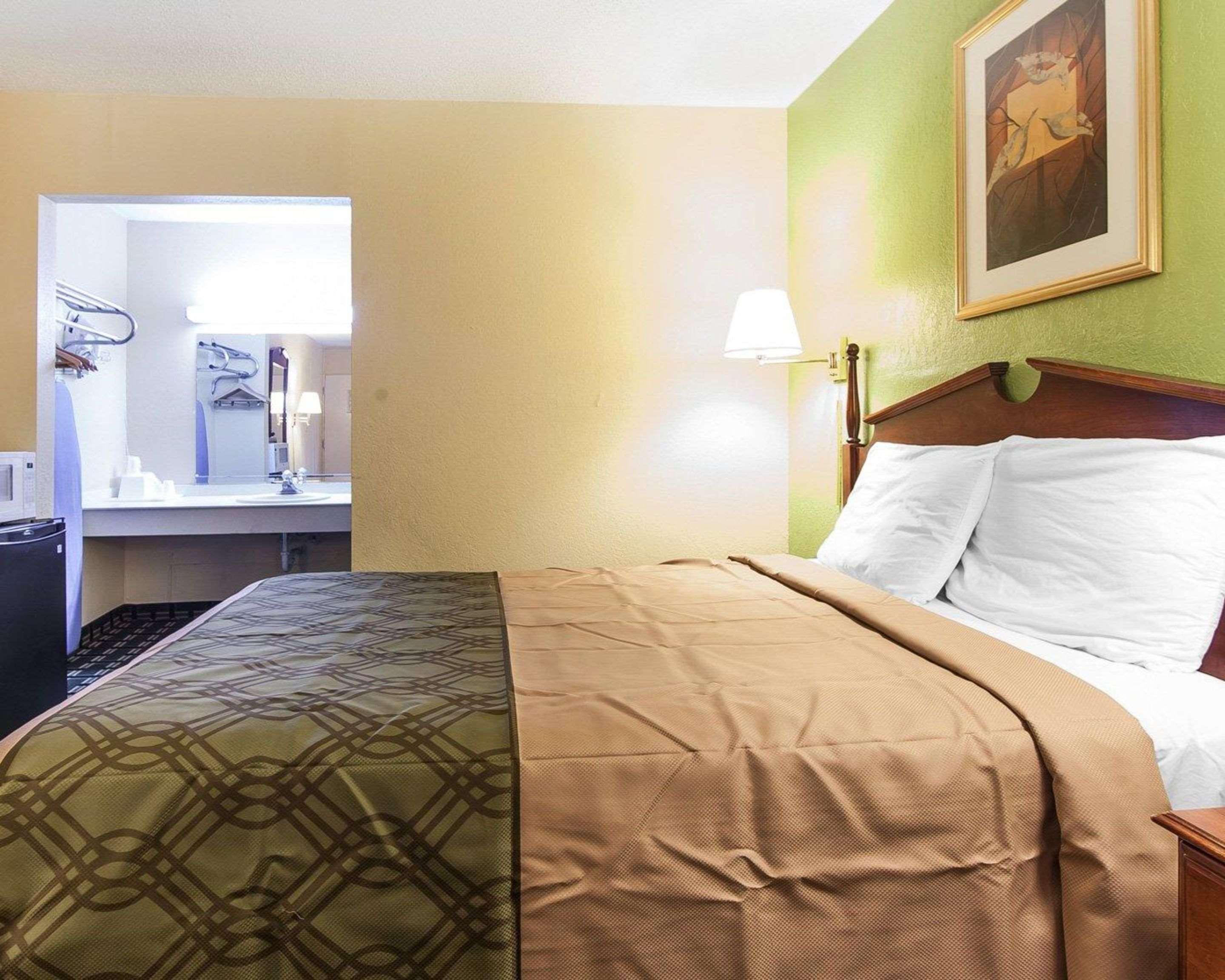 Econo Lodge Κλίβελαντ Εξωτερικό φωτογραφία