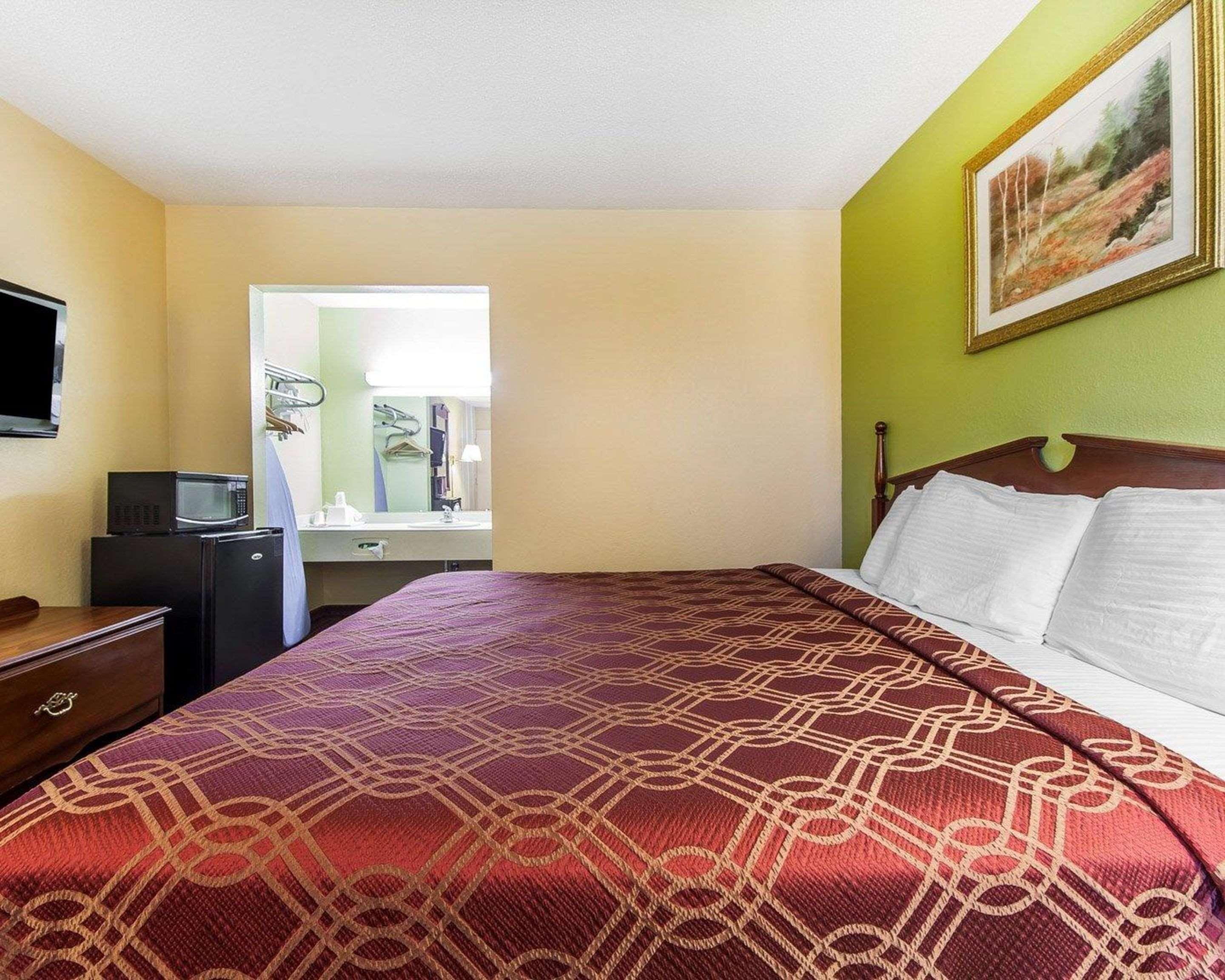 Econo Lodge Κλίβελαντ Εξωτερικό φωτογραφία